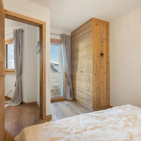 Arsa 14 Apartment *